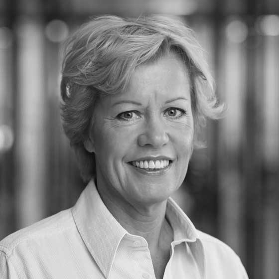 ShowShoppa - Brenda Hobday